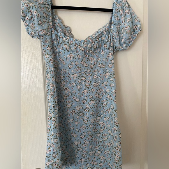 Dresses Bundle - Picture 5 of 7